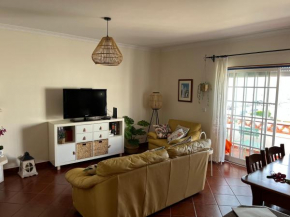 COZY APARTMENT ERICEIRA WITH SEA VIEW